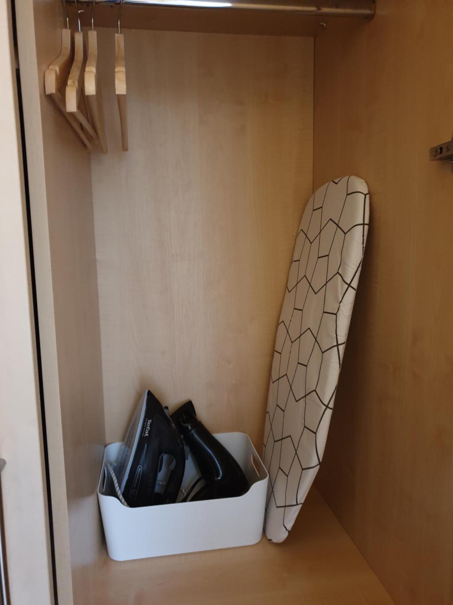 London Luxury Apartments 3 Bedroom Sleeps 8 With 3 Bathrooms 5 Mins Walk To Tube Station Free Parking Ilford Buitenkant foto